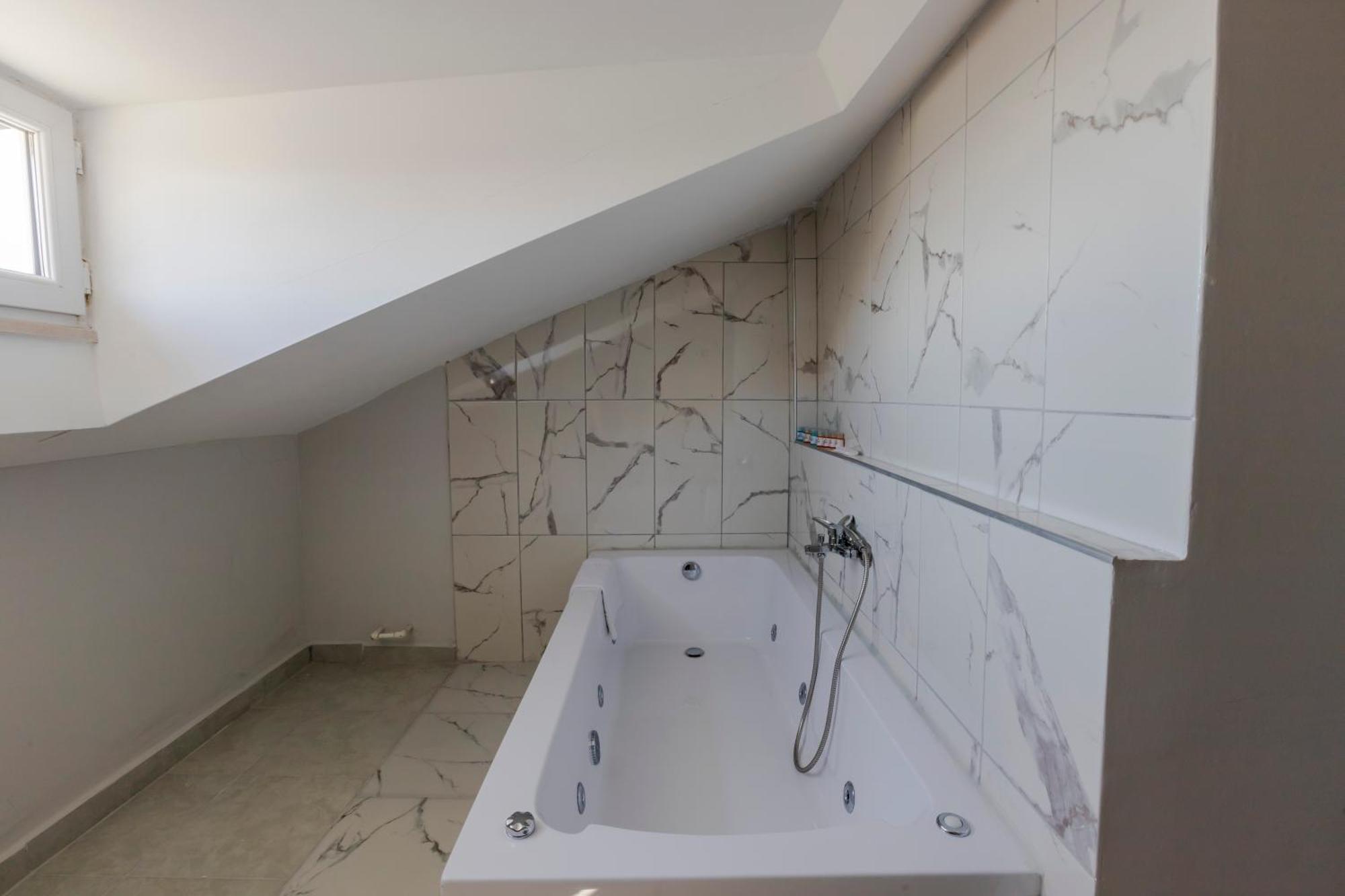 Acar Smart Otel Arnavutkoy Exteriör bild